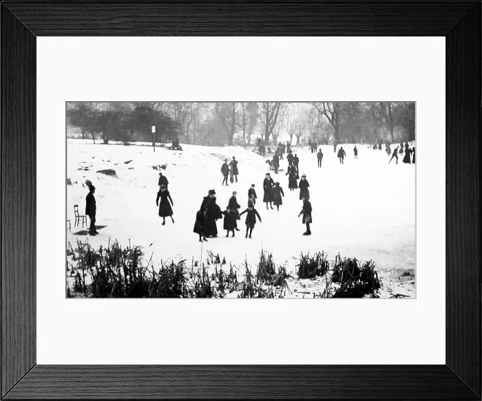 Framed Print : Skating on Hampstead Heath, London Framed Print : Skating on Hampstead Heath, London