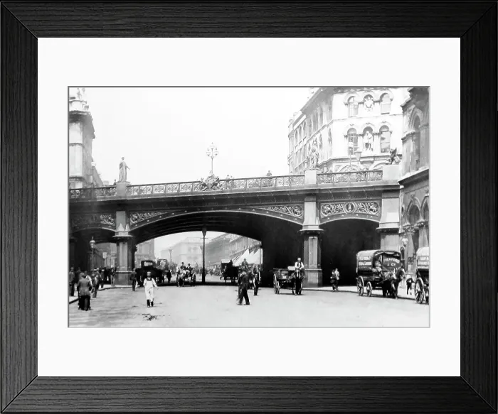 Framed Print : Holborn Viaduct, London Framed Print : Holborn Viaduct, London