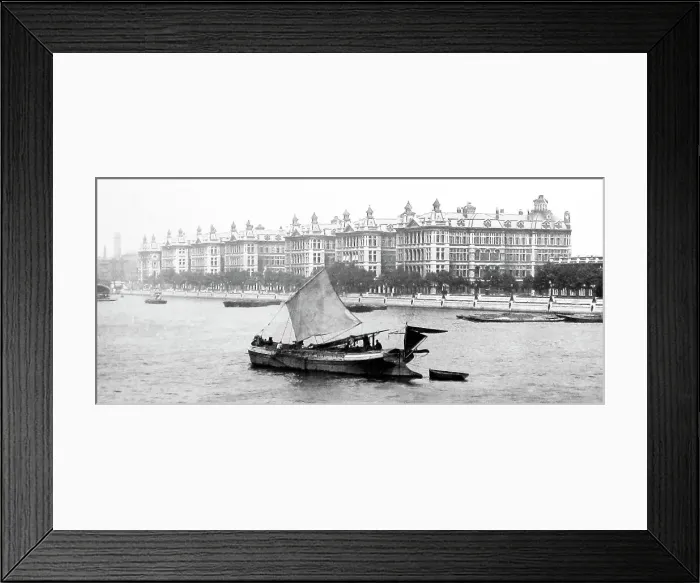Framed Print : St. Thomas's Hospital, London Framed Print : St. Thomas's Hospital, London