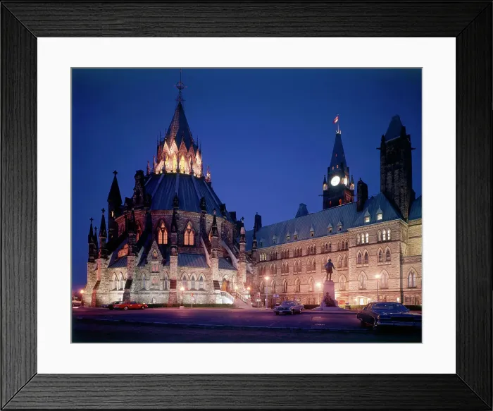 Framed Print : Ottawa, Ontario, Canada - The Parliament Buildings at night Framed Print : Ottawa, Ontario, Canada - The Parliament Buildings at night