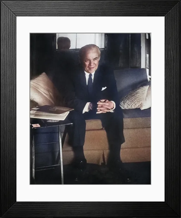 Framed Print : man - elderly man - lifestyles - leisure activities