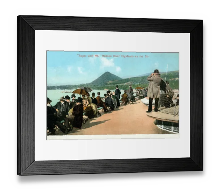 Framed Print : Boat trippers observe Sugarloaf Mountain, NY, USA Framed Print : Boat trippers observe Sugarloaf Mountain, NY, USA