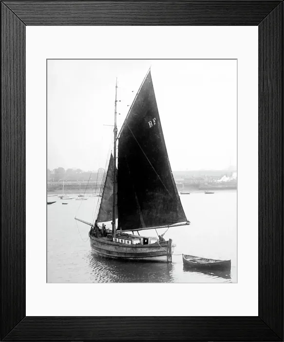 Framed Print : Fishing boat, Granton near Edinburgh Framed Print : Fishing boat, Granton near Edinburgh
