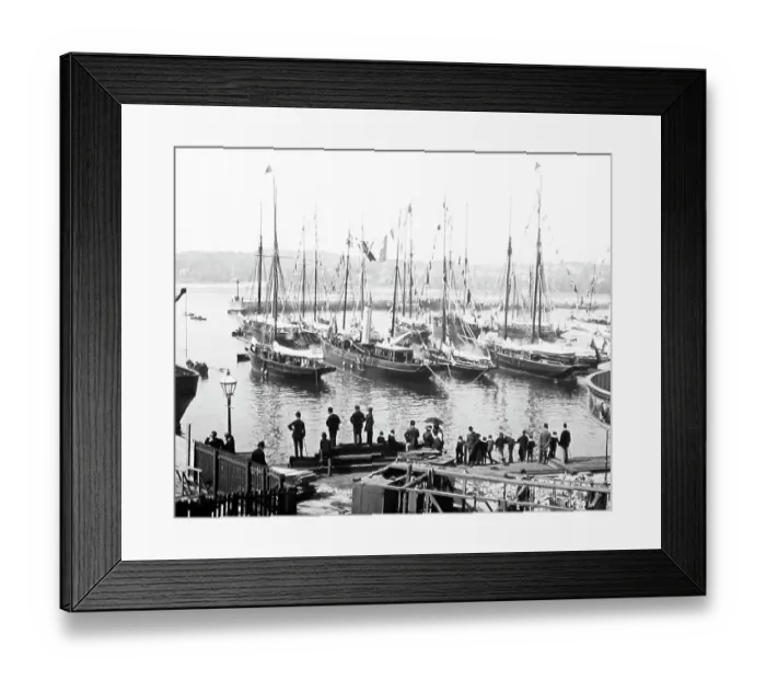 Framed Print : Torquay Harbour Framed Print : Torquay Harbour