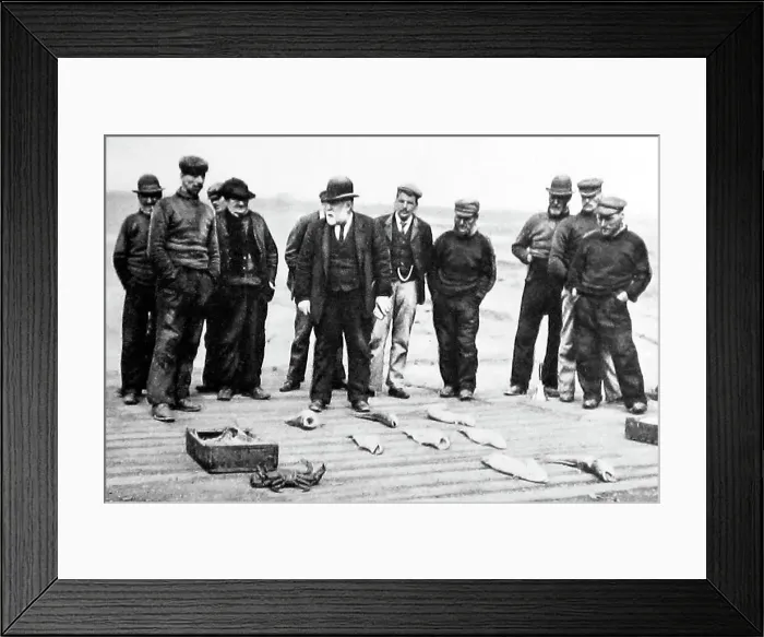 Framed Print : Staithes fisherman at a fish auction Framed Print : Staithes fisherman at a fish auction