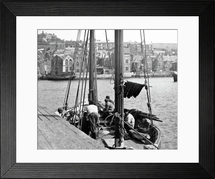 Framed Print : Fishing boat, Whitby Framed Print : Fishing boat, Whitby