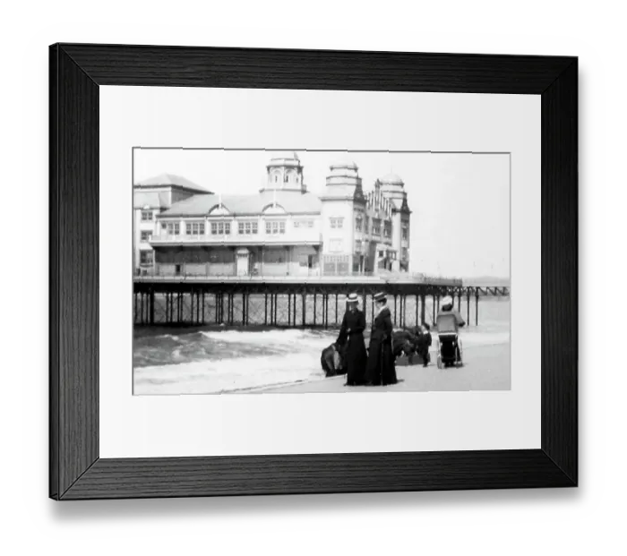 Framed Print : Colwyn Bay Pier, Wales Framed Print : Colwyn Bay Pier, Wales