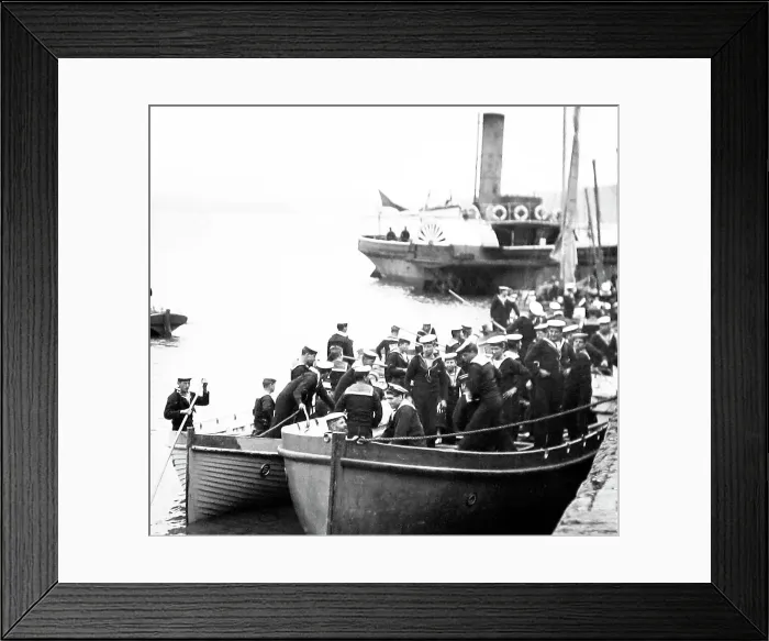 Framed Print : Royal Navy sailors resupply the fleet in the Firth of Forth Framed Print : Royal Navy sailors resupply the fleet in the Firth of Forth