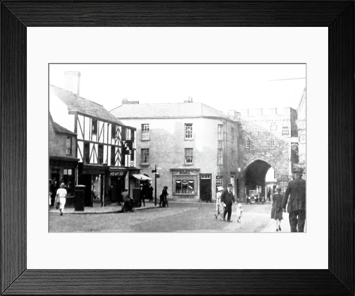 Framed Print : Chepstow Town Gate Framed Print : Chepstow Town Gate