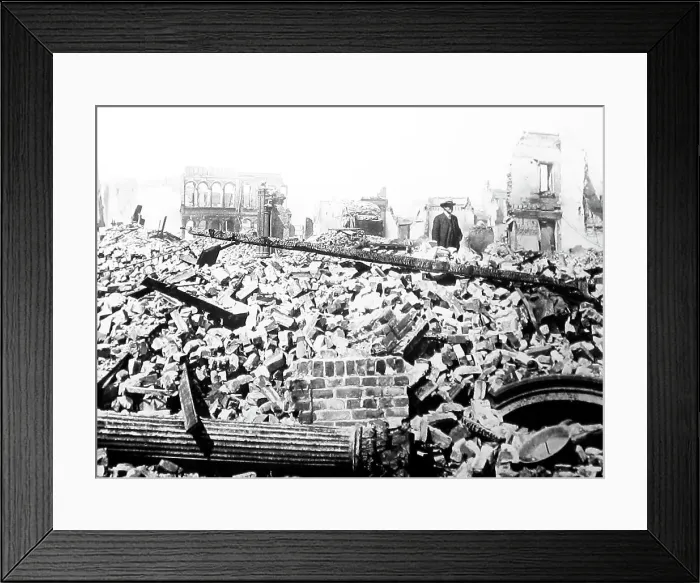 Framed Print : Sansome Street & California Street, San Francisco earthquake Framed Print : Sansome Street & California Street, San Francisco earthquake