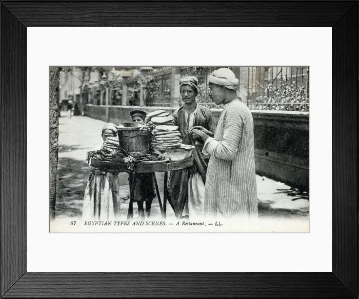 Framed Print : Street Flatbread seller - Egypt - Aish Baladi Framed Print : Street Flatbread seller - Egypt - Aish Baladi