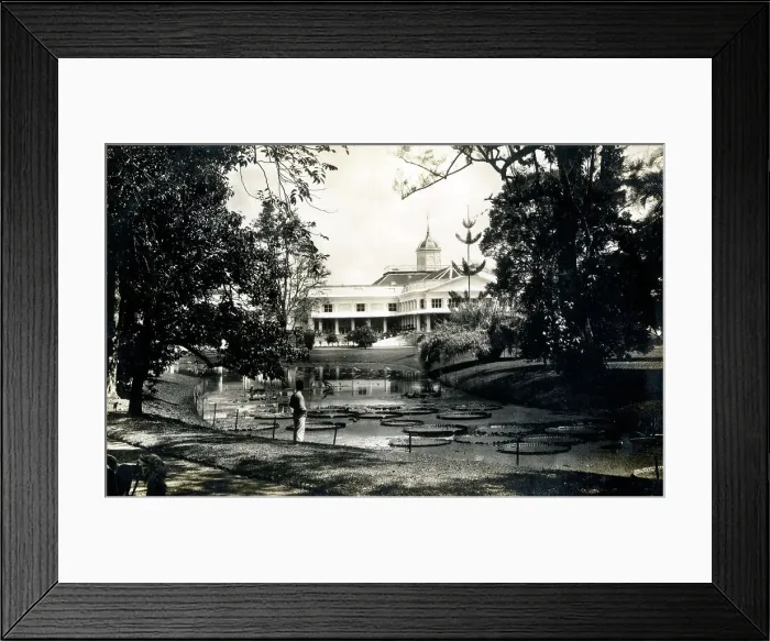 Framed Print : The Bogor Palace, West Java, Indonesia Framed Print : The Bogor Palace, West Java, Indonesia