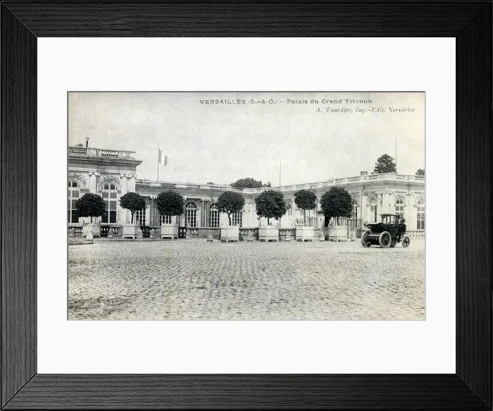 Framed Print : Palais du Grand Trianon, Versailles, France Framed Print : Palais du Grand Trianon, Versailles, France