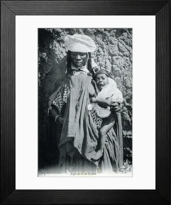 Framed Print : African Mother and baby, Algeria Framed Print : African Mother and baby, Algeria