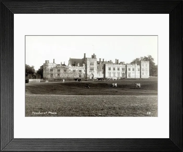 Framed Print : Penshurst Place, Penshurst, Kent Framed Print : Penshurst Place, Penshurst, Kent