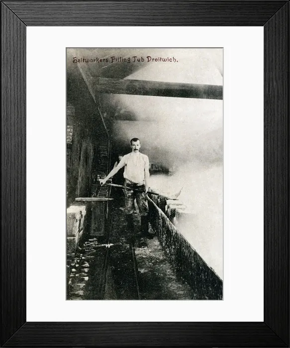 Framed Print : Saltworkers Filling Tub - Droitwich, Worcestershire Framed Print : Saltworkers Filling Tub - Droitwich, Worcestershire