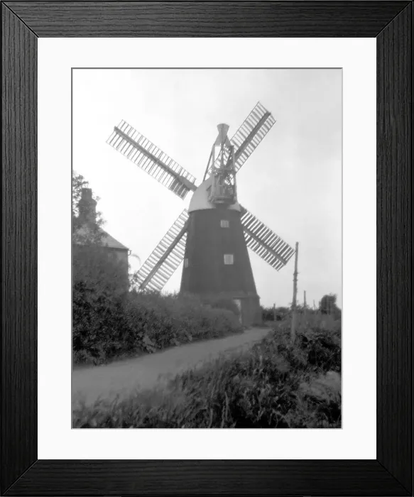 Framed Print : Busy Bee Mill, Burwell, Cambridgeshire Framed Print : Busy Bee Mill, Burwell, Cambridgeshire