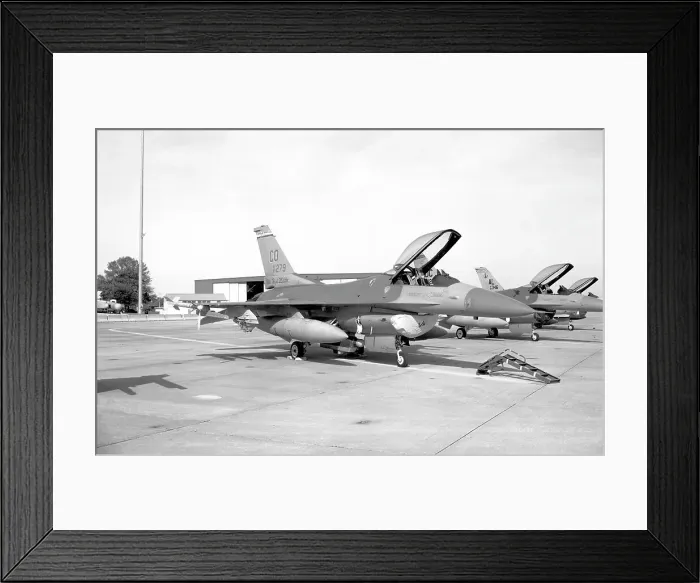 Framed Print : General Dynamics F-16C Fighting Falcon 87-0279 Framed Print : General Dynamics F-16C Fighting Falcon 87-0279