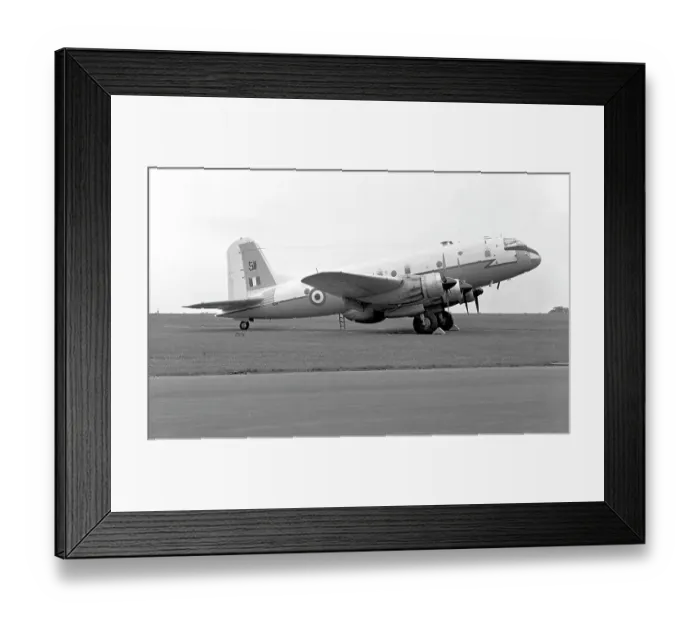 Framed Print : Handley Page Hastings T.5 TG511 Framed Print : Handley Page Hastings T.5 TG511