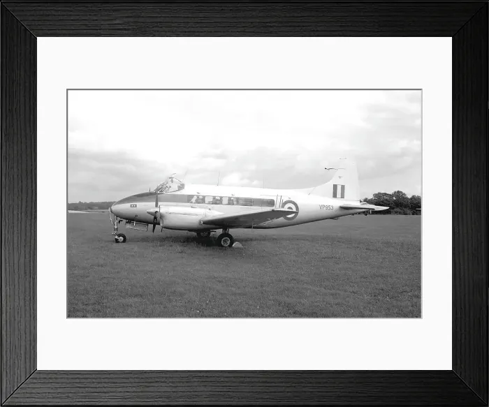 Framed Print : de Havilland Devon C.2 VP953 Framed Print : de Havilland Devon C.2 VP953
