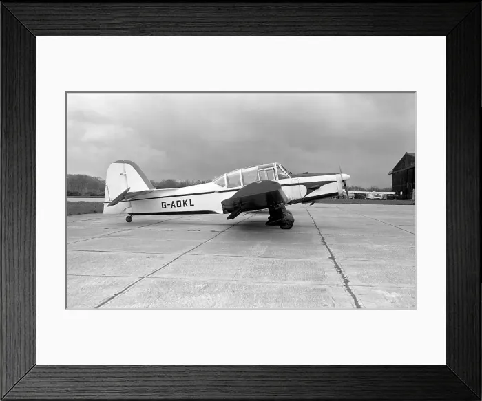 Framed Print : Percival Prentice T.1 G-AOKL Framed Print : Percival Prentice T.1 G-AOKL