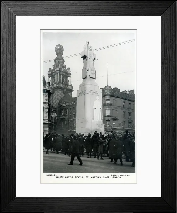Framed Print : Nurse Edith Cavell Statue - St. Martin's Place, London Framed Print : Nurse Edith Cavell Statue - St. Martin's Place, London