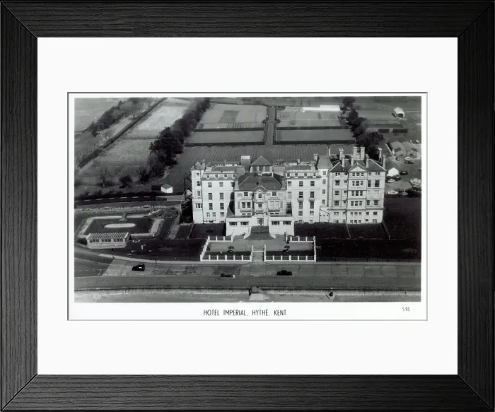 Framed Print : Hotel Imperial, Princes Parade, Hythe, Kent Framed Print : Hotel Imperial, Princes Parade, Hythe, Kent