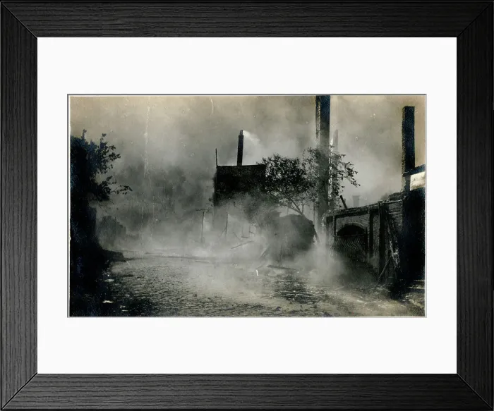 Framed Print : WW1 - Air Raid bombing damage to Istanbul Framed Print : WW1 - Air Raid bombing damage to Istanbul