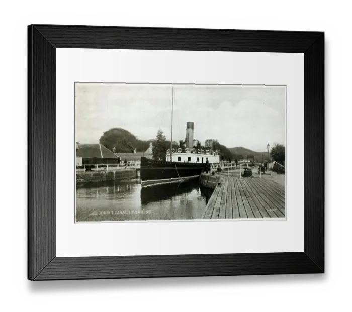 Framed Print : (insert description) Framed Print : (insert description)