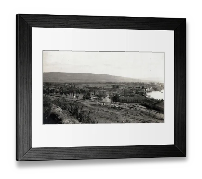 Framed Print : (insert description) Framed Print : (insert description)