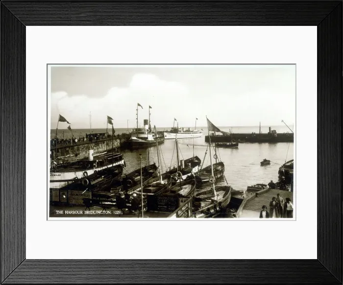 Framed Print : (insert description) Framed Print : (insert description)