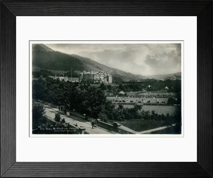 Framed Print : (insert description) Framed Print : (insert description)