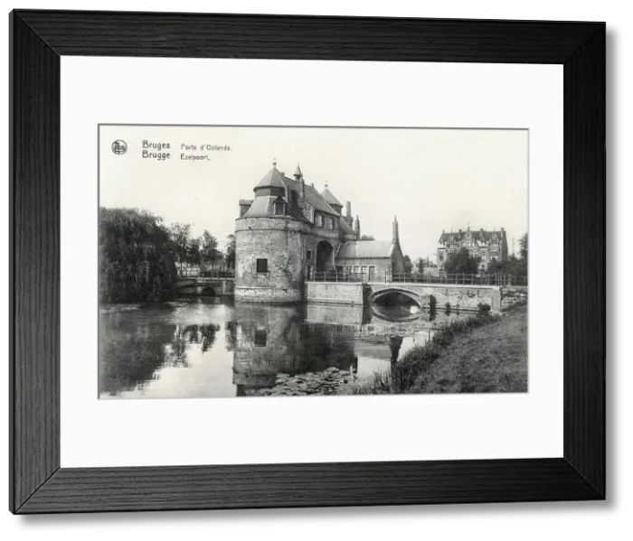 Framed Print : The Ostend Gate, Bruges, Belgium Framed Print : The Ostend Gate, Bruges, Belgium