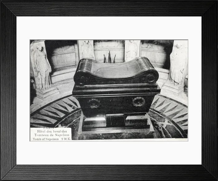 Framed Print : Hotel des Invalides - Napoleon's Tomb interior - Paris Framed Print : Hotel des Invalides - Napoleon's Tomb interior - Paris