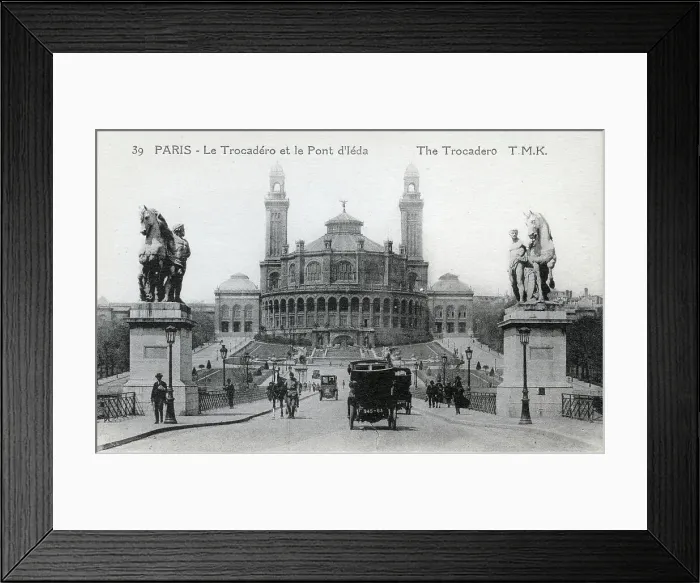 Framed Print : The trocadero and Pont d'leda, Paris, France Framed Print : The trocadero and Pont d'leda, Paris, France