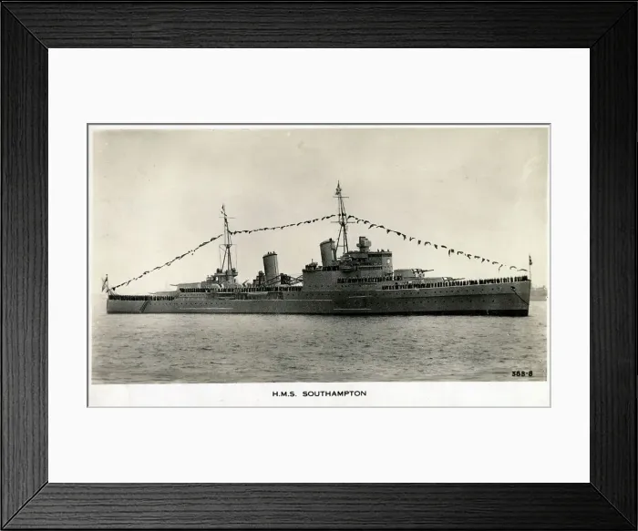 Framed Print : HMS Southampton Framed Print : HMS Southampton