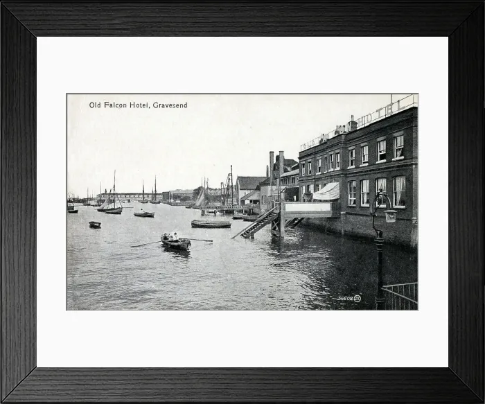 Framed Print : Old Falcon Hotel, Gravesend, Kent Framed Print : Old Falcon Hotel, Gravesend, Kent