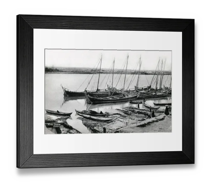Framed Print : Iraq - Boats moored on the River Euphrates, Nasiriyah Framed Print : Iraq - Boats moored on the River Euphrates, Nasiriyah