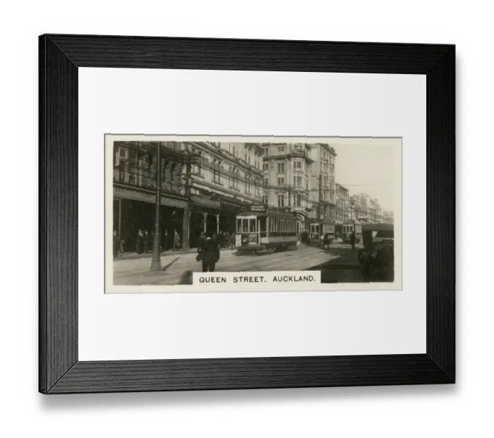Framed Print : New Zealand - A tram on Queen Street, Auckland Framed Print : New Zealand - A tram on Queen Street, Auckland
