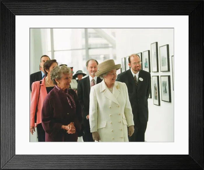 Framed Print : Shirley Baker and Queen Elizabeth II - The Lowry opening Framed Print : Shirley Baker and Queen Elizabeth II - The Lowry opening