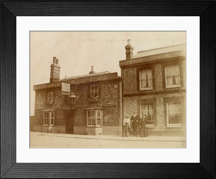 Framed Print : Four Horseshoes Railway Hotel, 51 Park Street, Thame, Oxon, publican J Young, offering a variety of ales, as well as stout and porter, with good stabling, and horses, traps and brakes for hire. Date: circa 1890 Framed Print : Four Horseshoes Railway Hotel, 51 Park Street, Thame, Oxon, publican J Young, offering a variety of ales, as well as stout and porter, with good stabling, and horses, traps and brakes for hire. Date: circa 1890