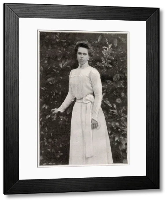 Framed Print : Princess Beatrice of Saxe-Coburg and Gotha (1884 - 1966), member of the British royal family, granddaughter of Queen Victoria Framed Print : Princess Beatrice of Saxe-Coburg and Gotha (1884 - 1966), member of the British royal family, granddaughter of Queen Victoria