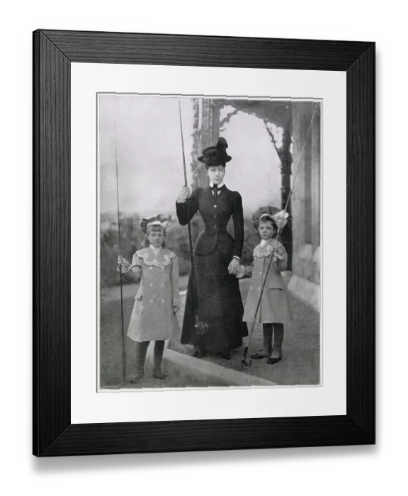 Framed Print : Louise, Princess Royal and Duchess of Fife (1867 - 1931) and her daughters, Princess Alexandra, 2nd Duchess of Fife (1891 - 1959) and Princess Maud, Countess of Southesk (1893 - 1945) Framed Print : Louise, Princess Royal and Duchess of Fife (1867 - 1931) and her daughters, Princess Alexandra, 2nd Duchess of Fife (1891 - 1959) and Princess Maud, Countess of Southesk (1893 - 1945)