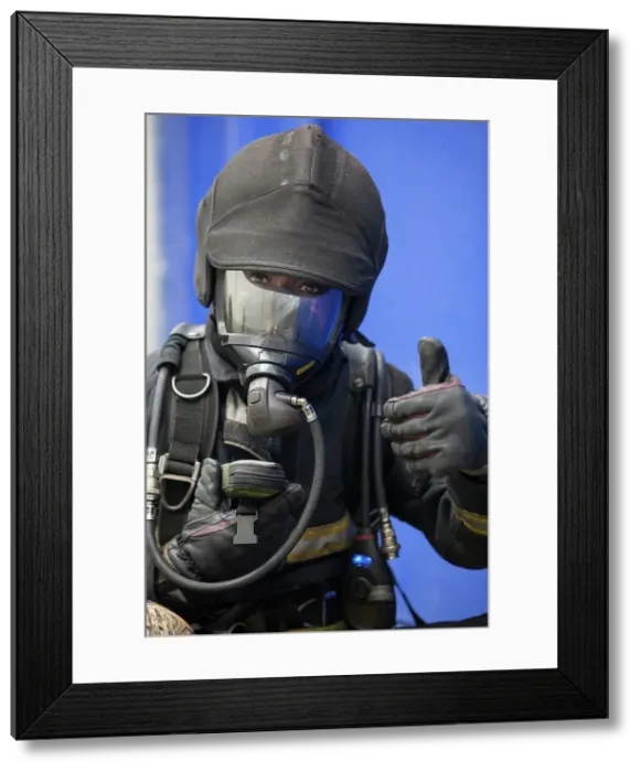 Framed Print : LFB - Modern Breathing Apparatus. Modern compressed air BA sets are lightweight and very easy to use and service Framed Print : LFB - Modern Breathing Apparatus. Modern compressed air BA sets are lightweight and very easy to use and service
