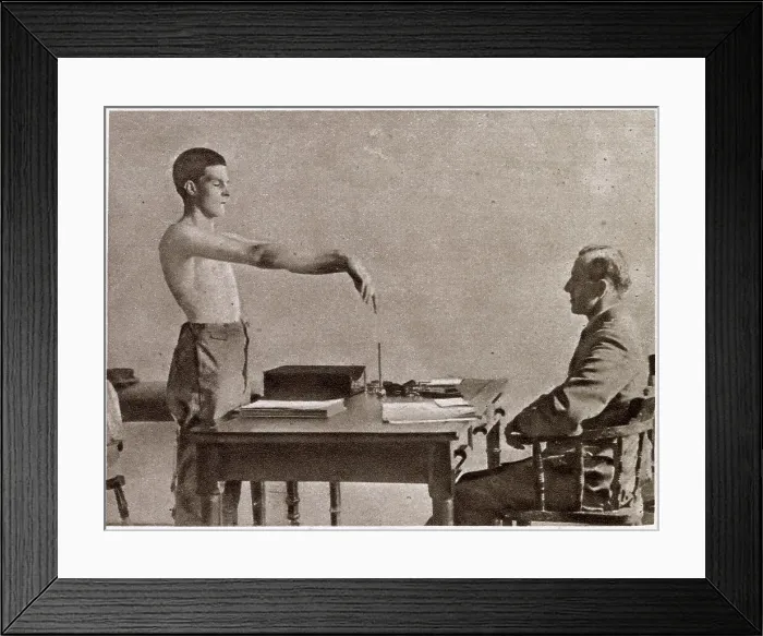 Framed Print : Recruiting for R.A.F. - Nerve Test 1918 Framed Print : Recruiting for R.A.F. - Nerve Test 1918
