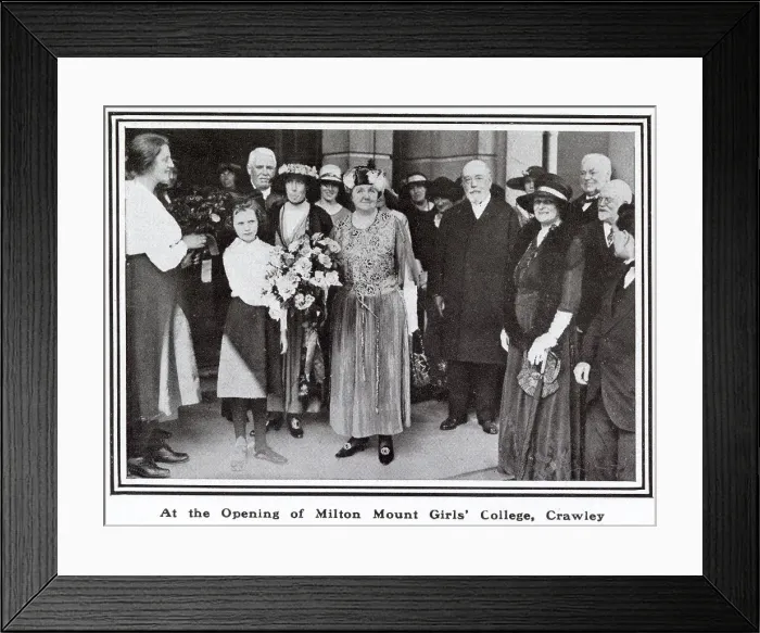 Framed Print : Dame Margaret Lloyd George (1864 - 1941), wife of the Prime Minister David Lloyd George, at the opening of the Milton Mount Girls College at Crawley. Date: 1921 Framed Print : Dame Margaret Lloyd George (1864 - 1941), wife of the Prime Minister David Lloyd George, at the opening of the Milton Mount Girls College at Crawley. Date: 1921