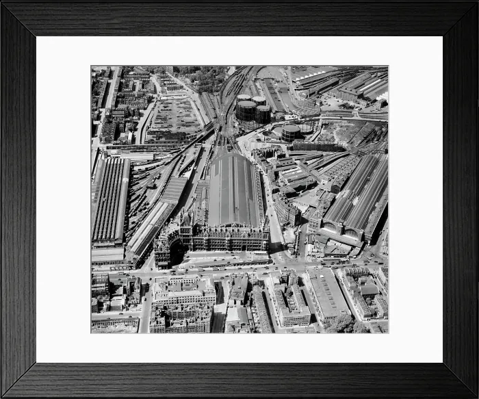 Framed Print : Bird's Eye view of St Pancras Station, St Pancras, London. Date: 1947 Framed Print : Bird's Eye view of St Pancras Station, St Pancras, London. Date: 1947