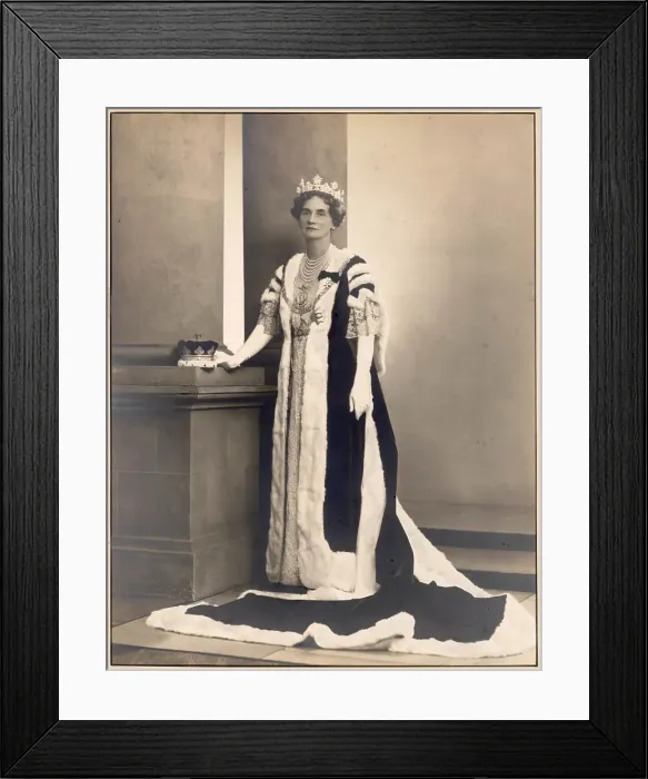 Framed Print : Duchess of St Albans Framed Print : Duchess of St Albans