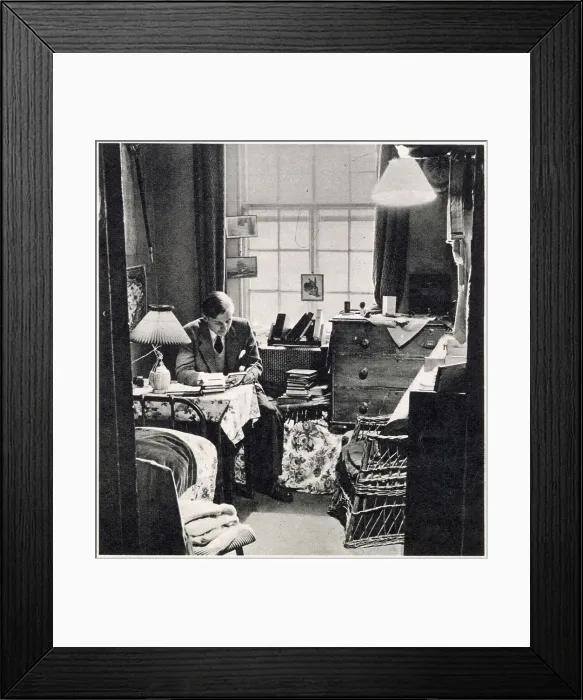 Framed Print : Far from the Madding Crowd'. A peaceful scene in one of the senior studies in college'. Date: 1959 Framed Print : Far from the Madding Crowd'. A peaceful scene in one of the senior studies in college'. Date: 1959