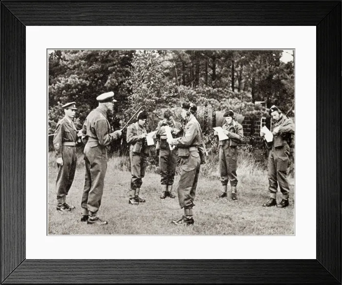 Framed Print : Lieut.Colonel Roy, commanding the Wellington College cadet force, inspects the signals section during a training section. Date: 1959 Framed Print : Lieut.Colonel Roy, commanding the Wellington College cadet force, inspects the signals section during a training section. Date: 1959